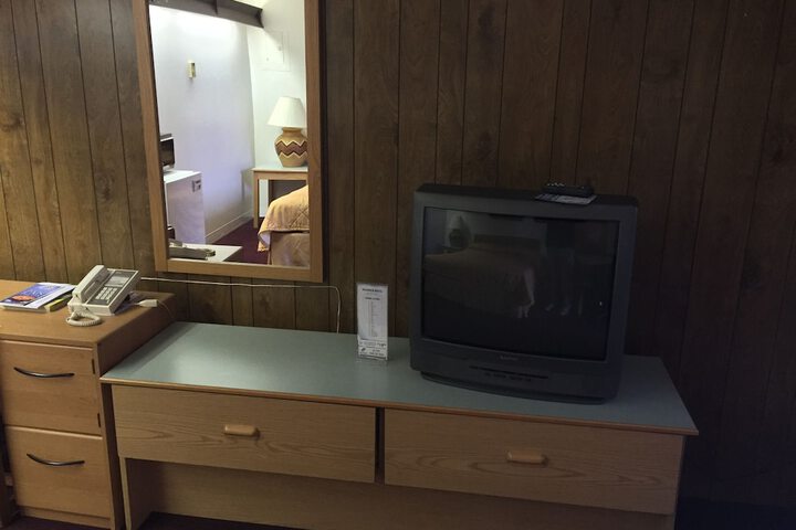 Room 35 of 37