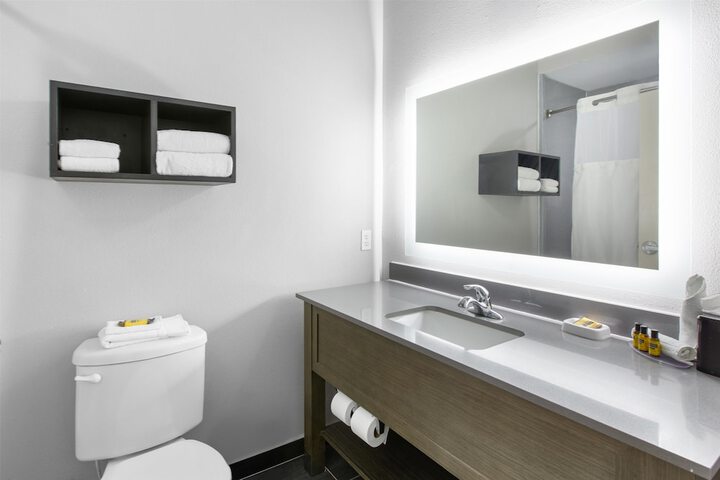 Best Western Plus Regency Park