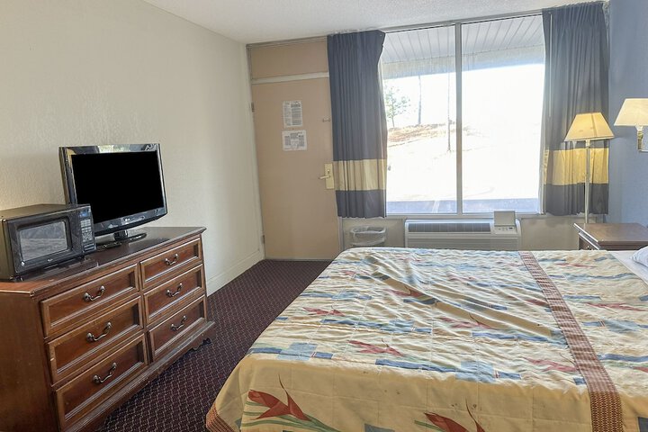 Room 62 of 95