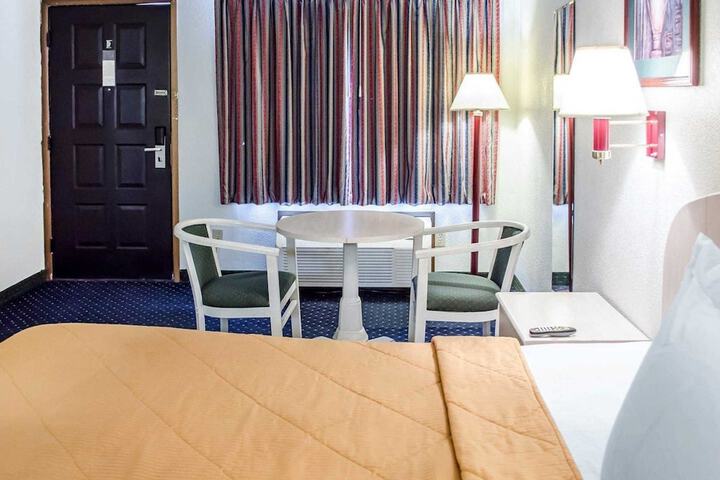 Room 39 of 57