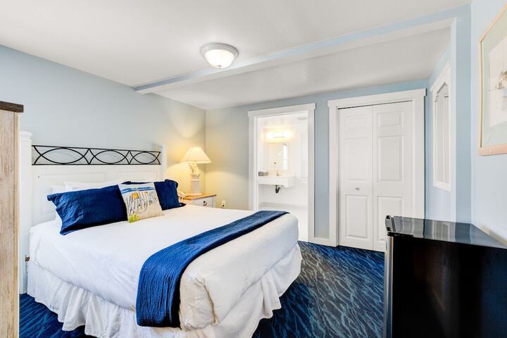 Surf City Hotel