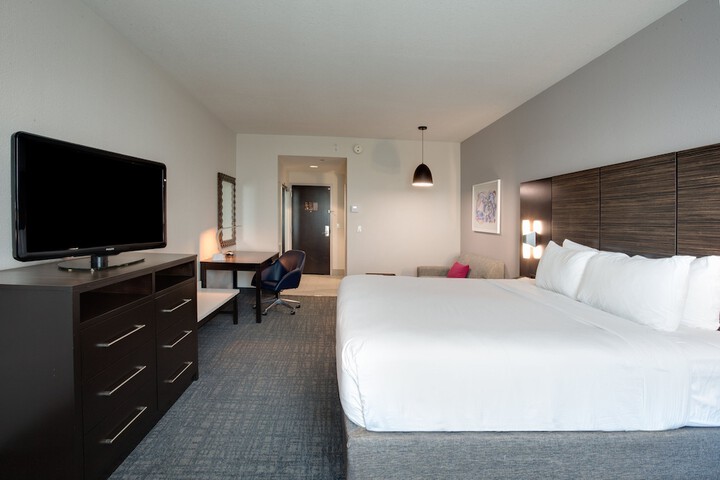 Room 22 of 60