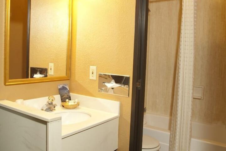 Room 14 of 44
