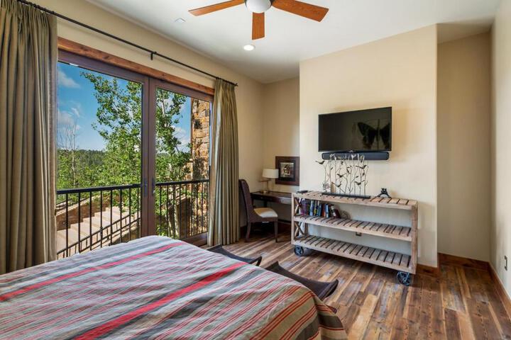 Off Grid Luxury Experience