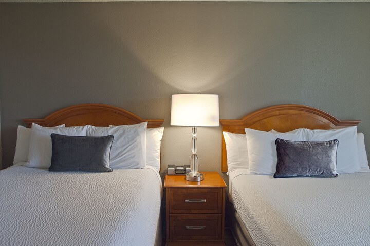 Room 18 of 40