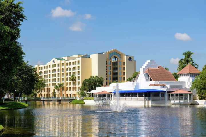 Hilton Boca Raton Suites