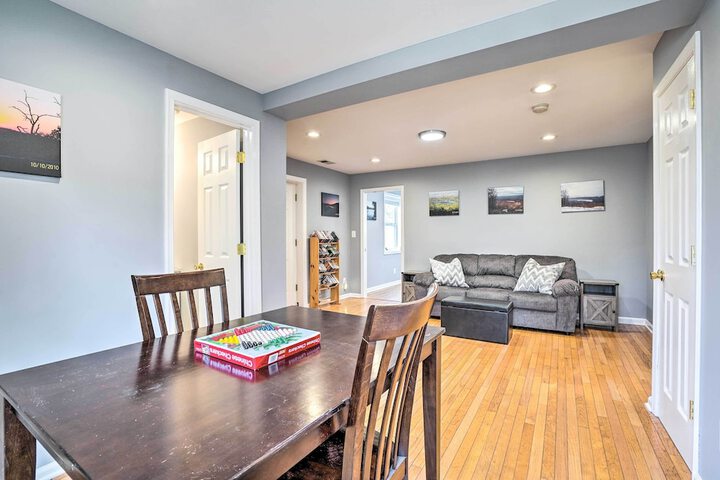 Charming Home With Yard Near Shenandoah River!