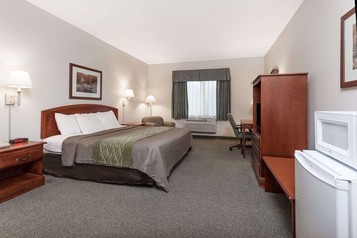 Room 15 of 24