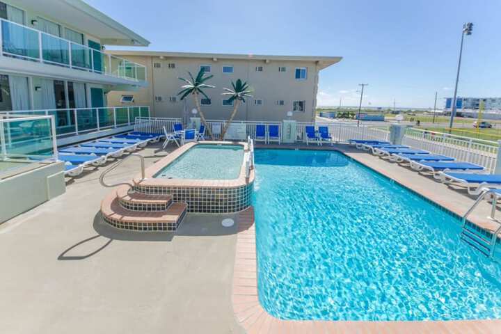 Pool 5 of 43