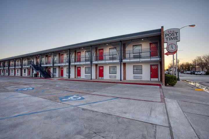 Hotel 3 of 38