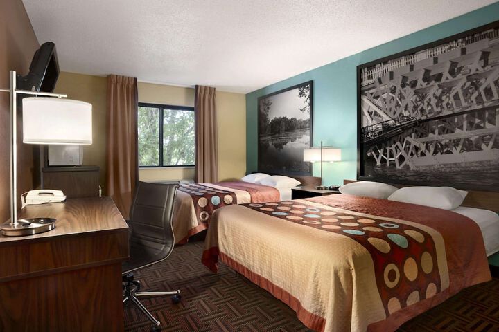 Room 17 of 26