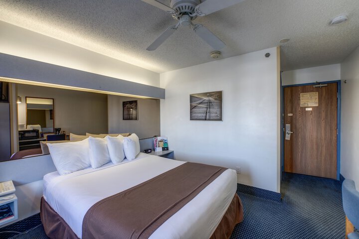 Room 38 of 47