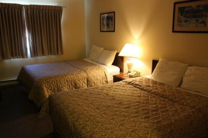 Room 4 of 23