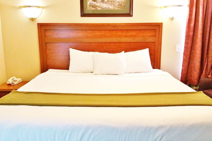 Room 26 of 60