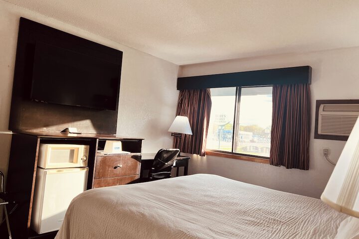 Room 34 of 95