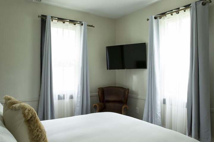 Room 22 of 50