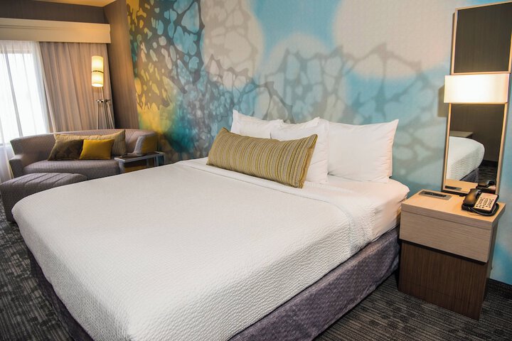 Courtyard by Marriott Erie