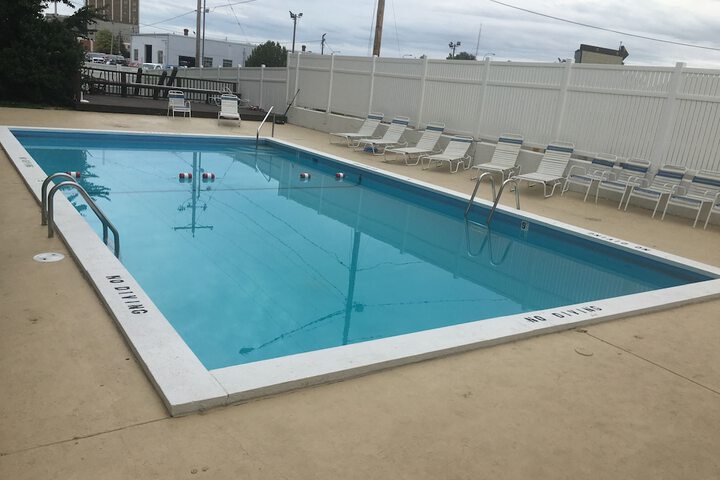 Pool 3 of 43