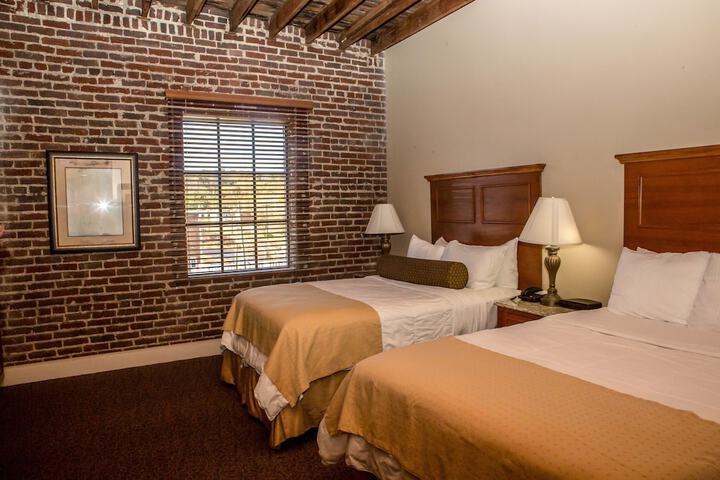 Jackson Park Inn an Ascend Collection Hotel