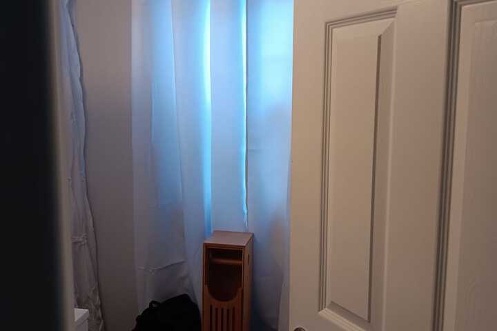 Room 28 of 38