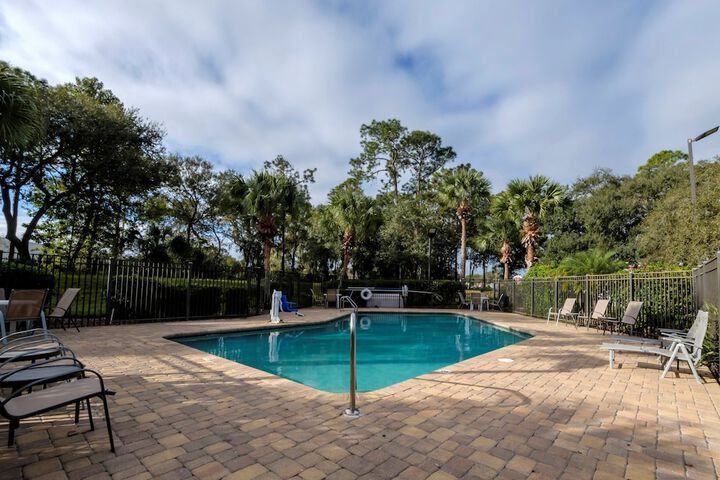 Pool 8 of 37