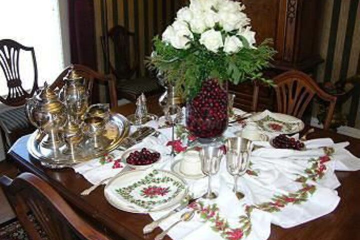 Vintage Charm Bed & Breakfast Hotel