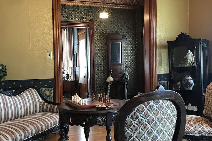 Room 40 of 83