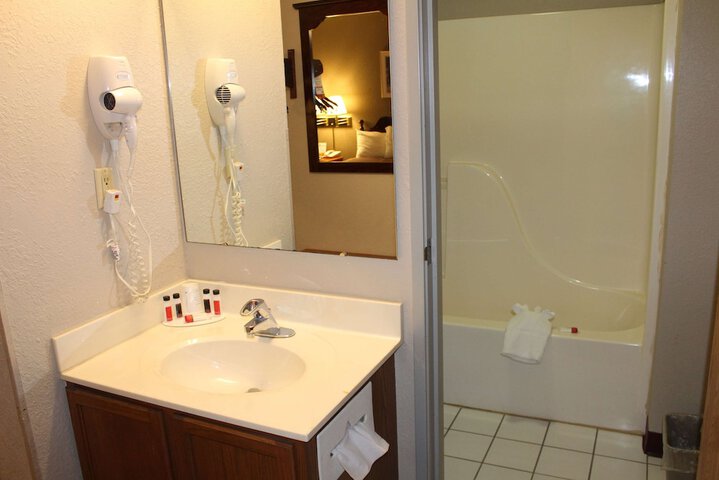 Room 19 of 27