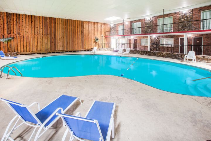 Ramada by Wyndham Mountain Home