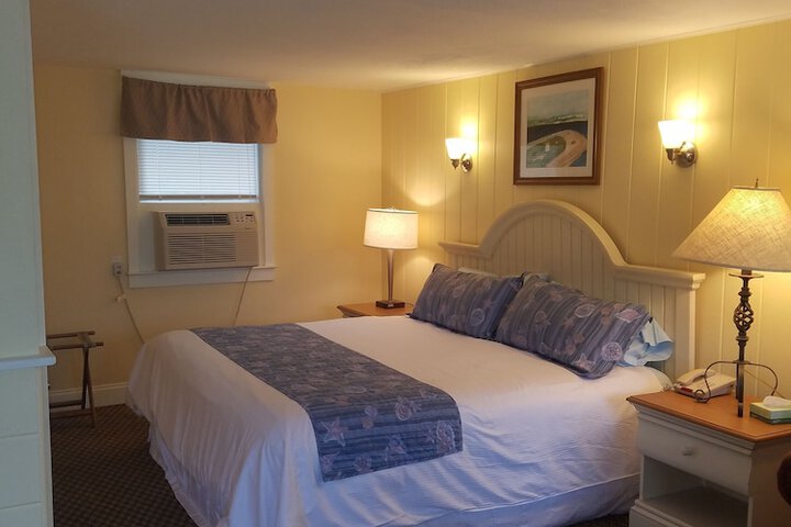 Room 47 of 70