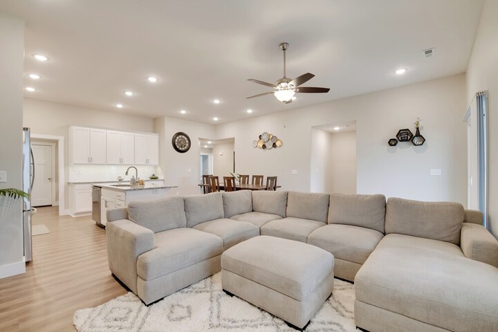 Family-friendly Ozark Villa - Centrally Located