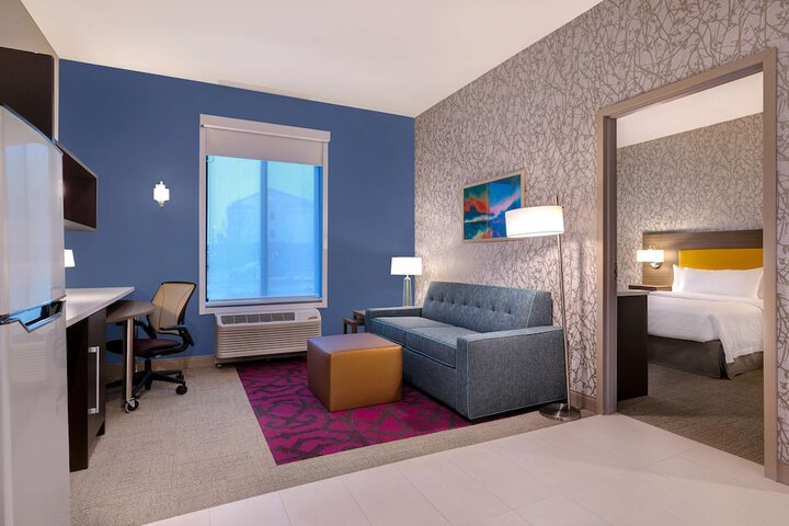Room 25 of 53