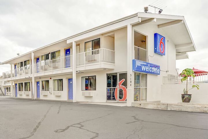 Hotel 4 of 31