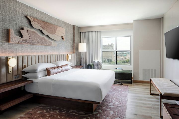 Sheraton Fort Worth Downtown Hotel