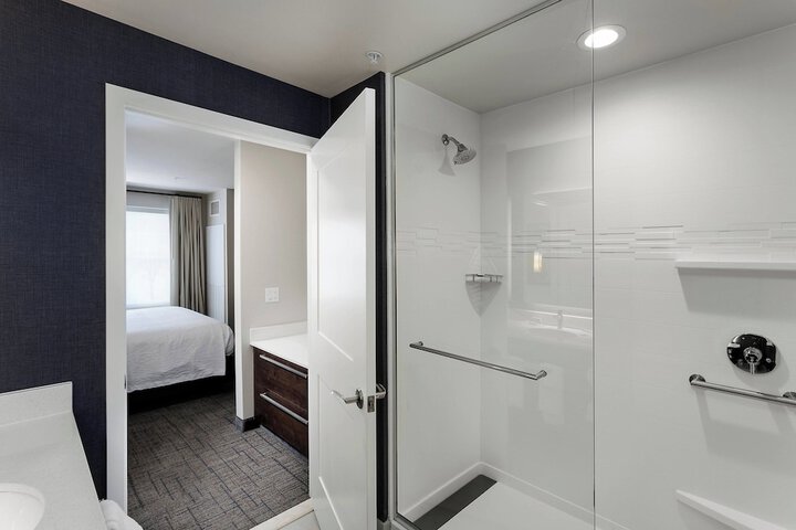 Residence Inn by Marriott Milwaukee Brookfield