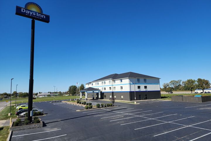 Days Inn by Wyndham Collinsville / St. Louis