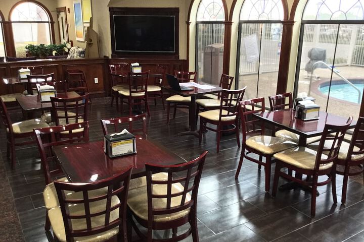 Studio 6 Suites – Pasadena TX