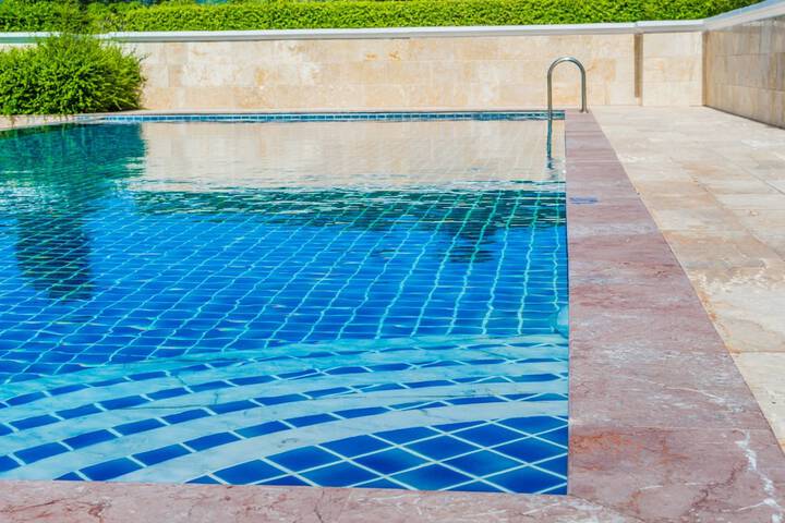 Pool 8 of 29