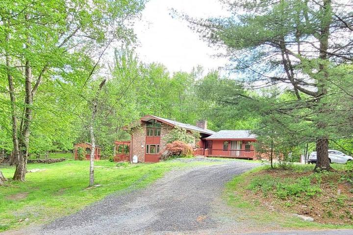 Sunset Estate in the Catskills