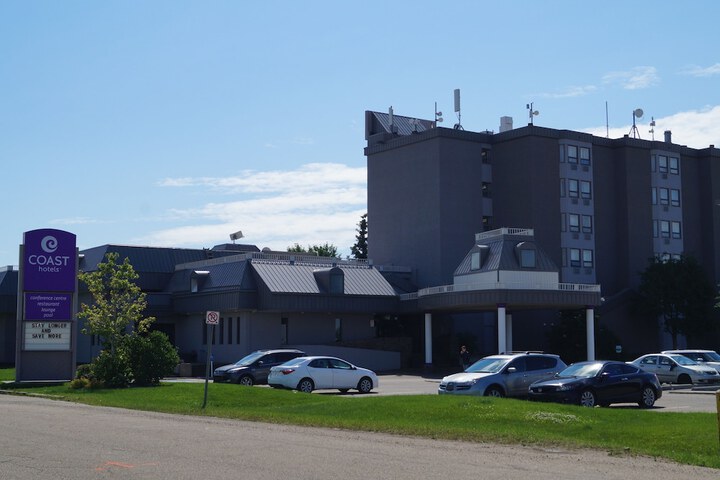 Hotel 2 of 106