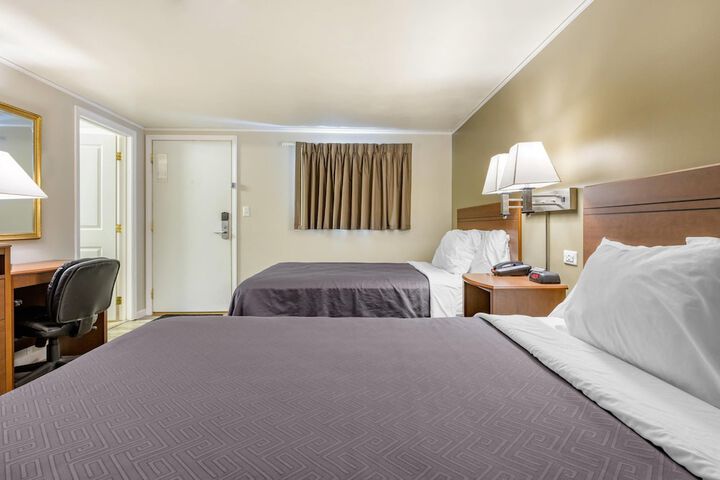 Econo Lodge Bellefonte I-99