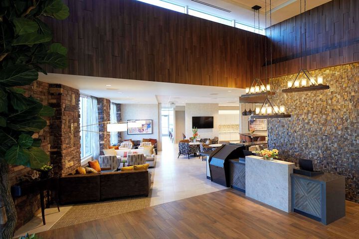 Hotel Interior 11 of 24