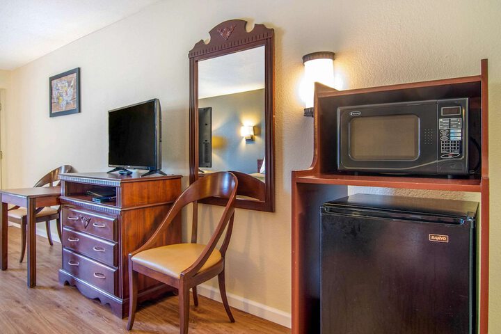 Room 19 of 21