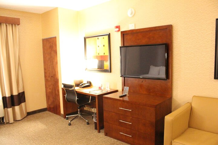 Room 44 of 75