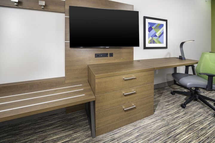 Room 11 of 47