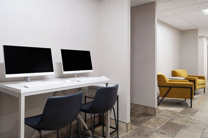 Holiday Inn Sioux Falls-City Centre by IHG