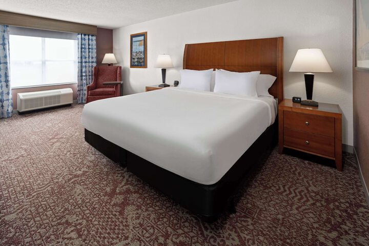 Room 21 of 39