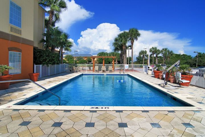 Pool 7 of 94