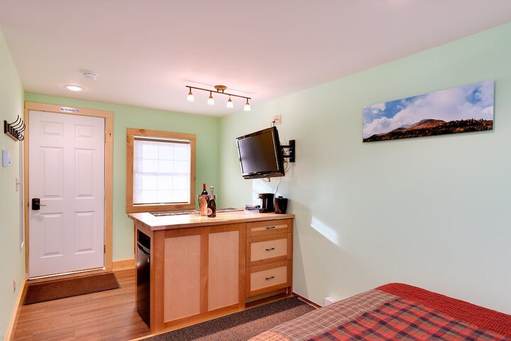 Room 119 of 153