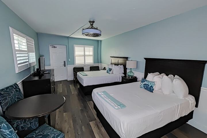 Room 32 of 117